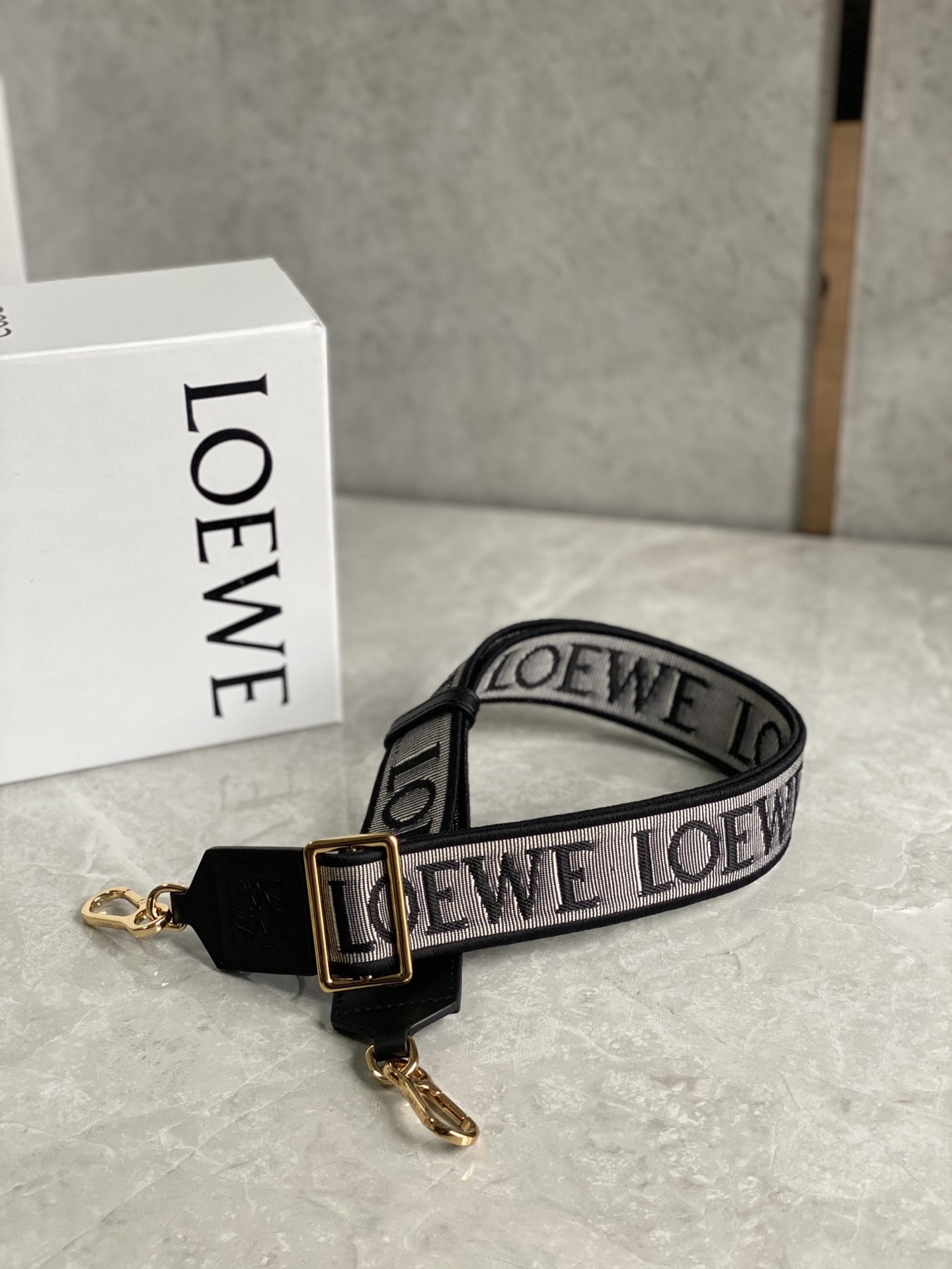 Lowee Straps