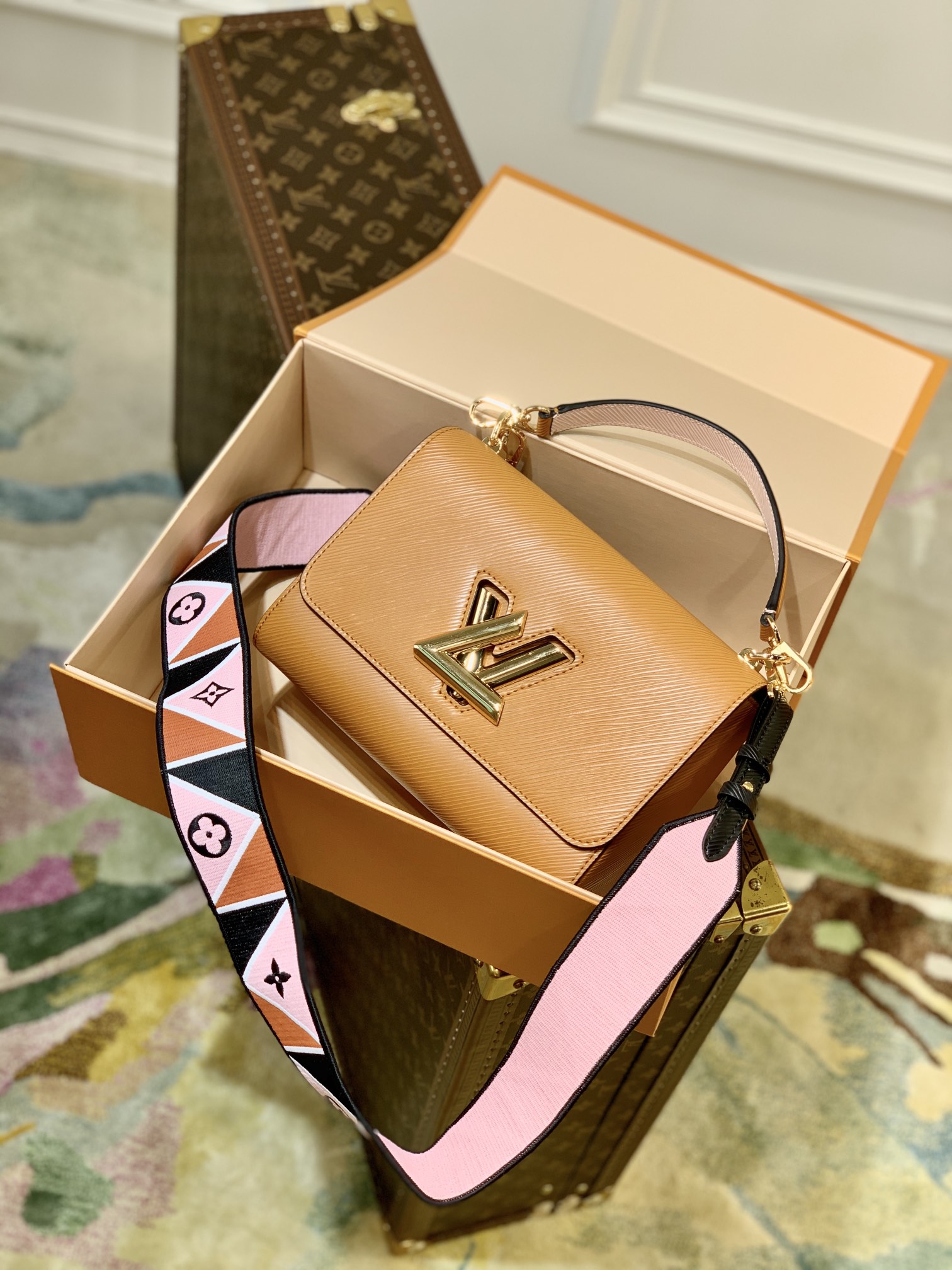 Louis_Vuitton_Twist_MM-2