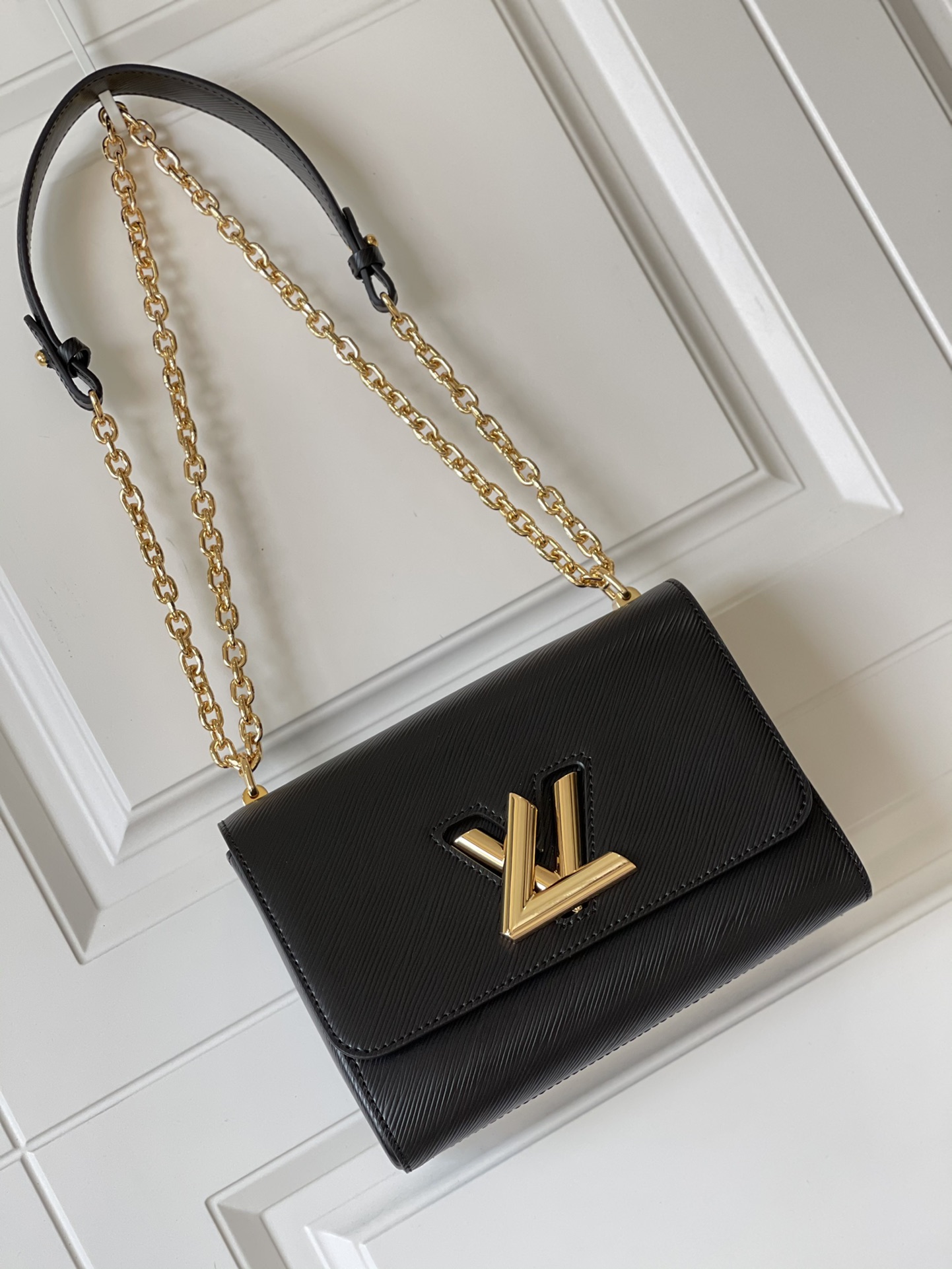 Louis_Vuitton_Twist_MM-2