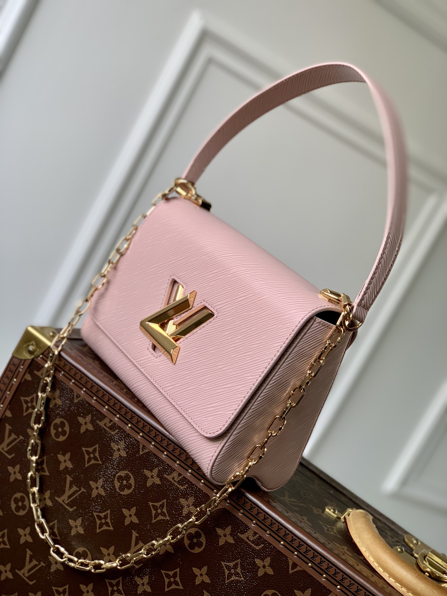 Louis_Vuitton_Twist_MM-2