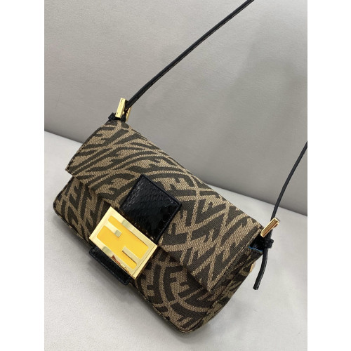 Fendi_Baguette_Bag
