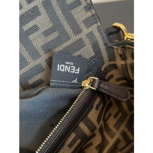 FendI_Baguette_Bag-26x14