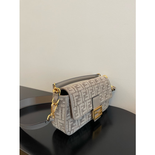 FendI_Baguette_Bag-26x14