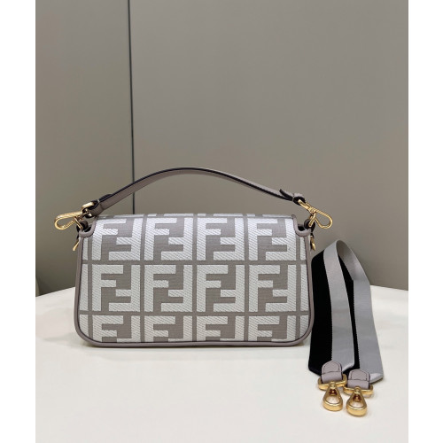 FendI_Baguette_Bag-27×6×