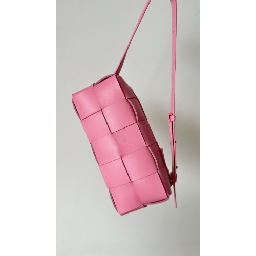 Bottega_Veneta_Brick_Min