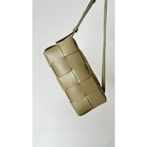 Bottega_Veneta_Brick_Min