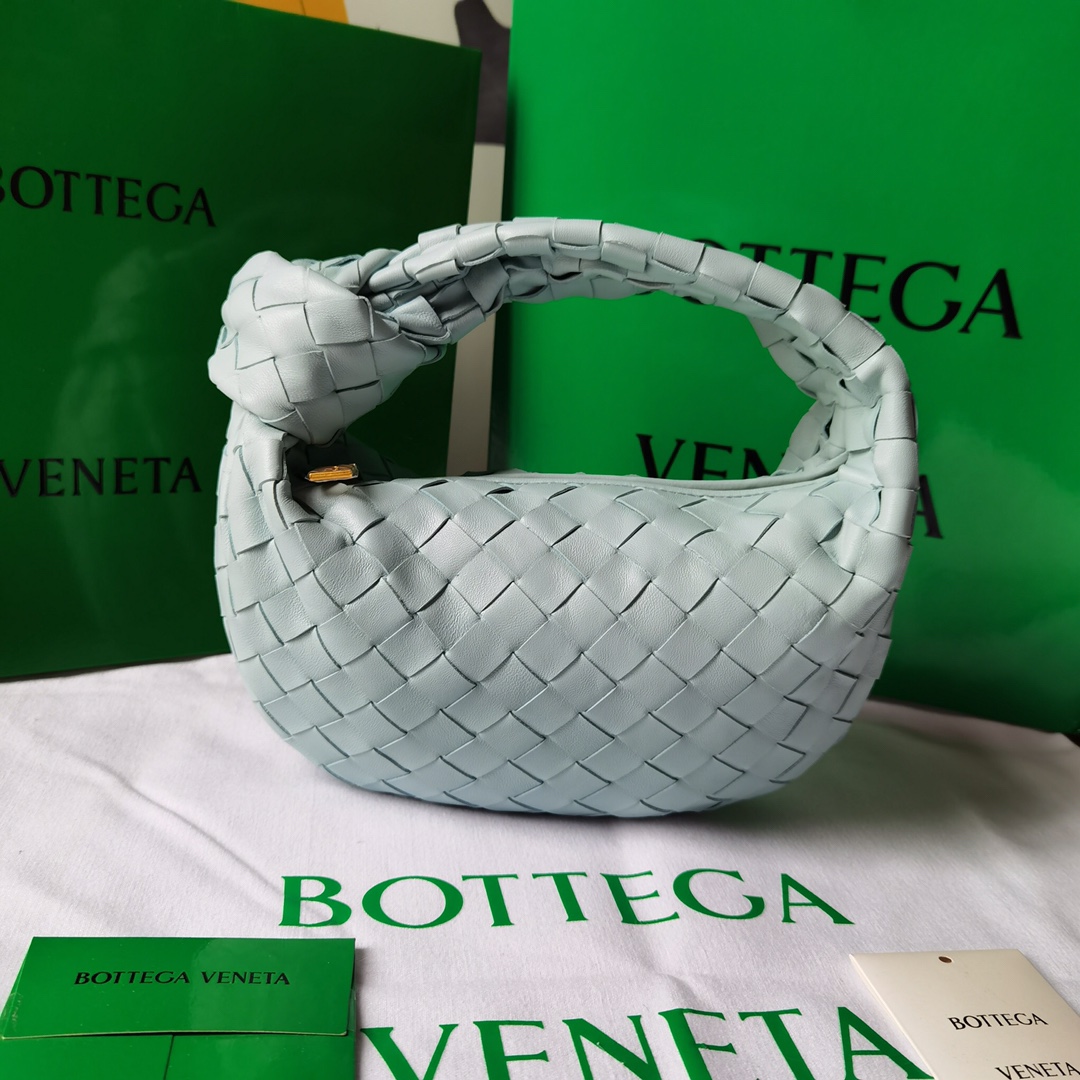 Bottega_Veneta_Jodie_Hob
