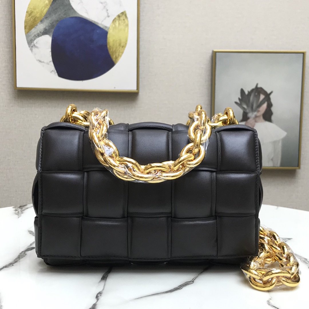 Bottega_Veneta_Padded_Ca