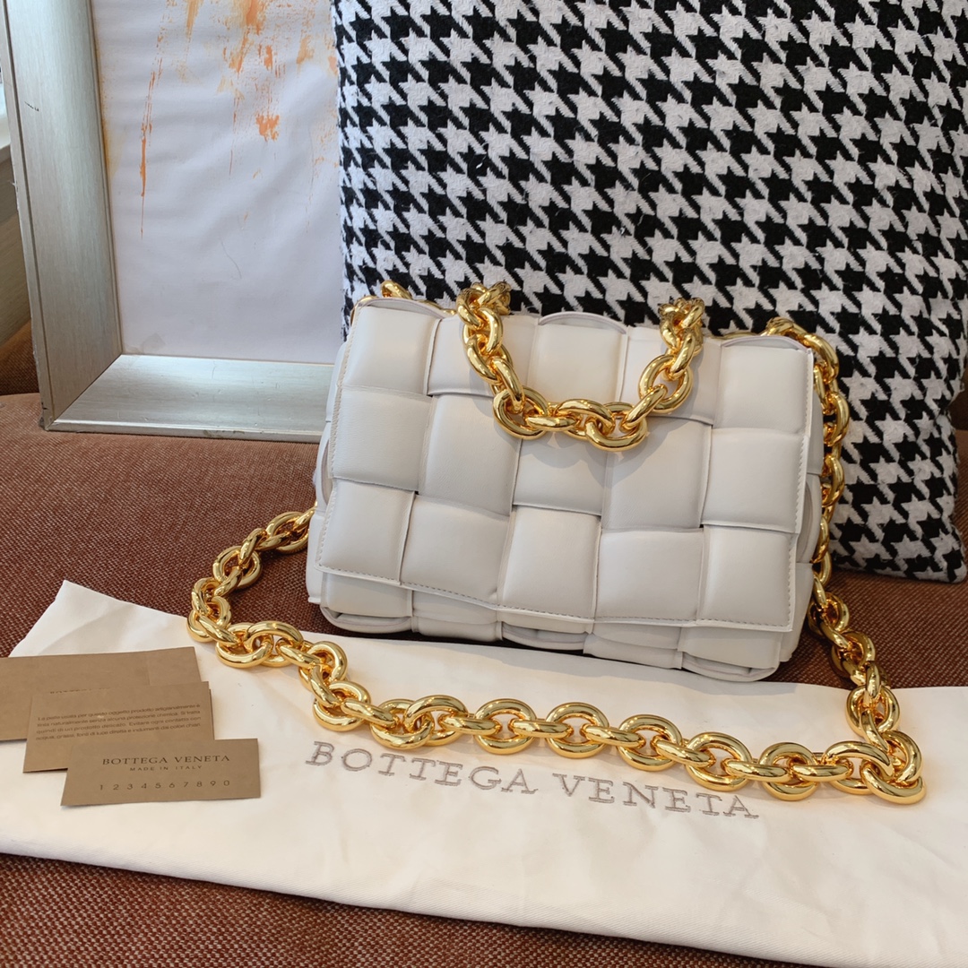 Bottega_Veneta_Padded_Ca