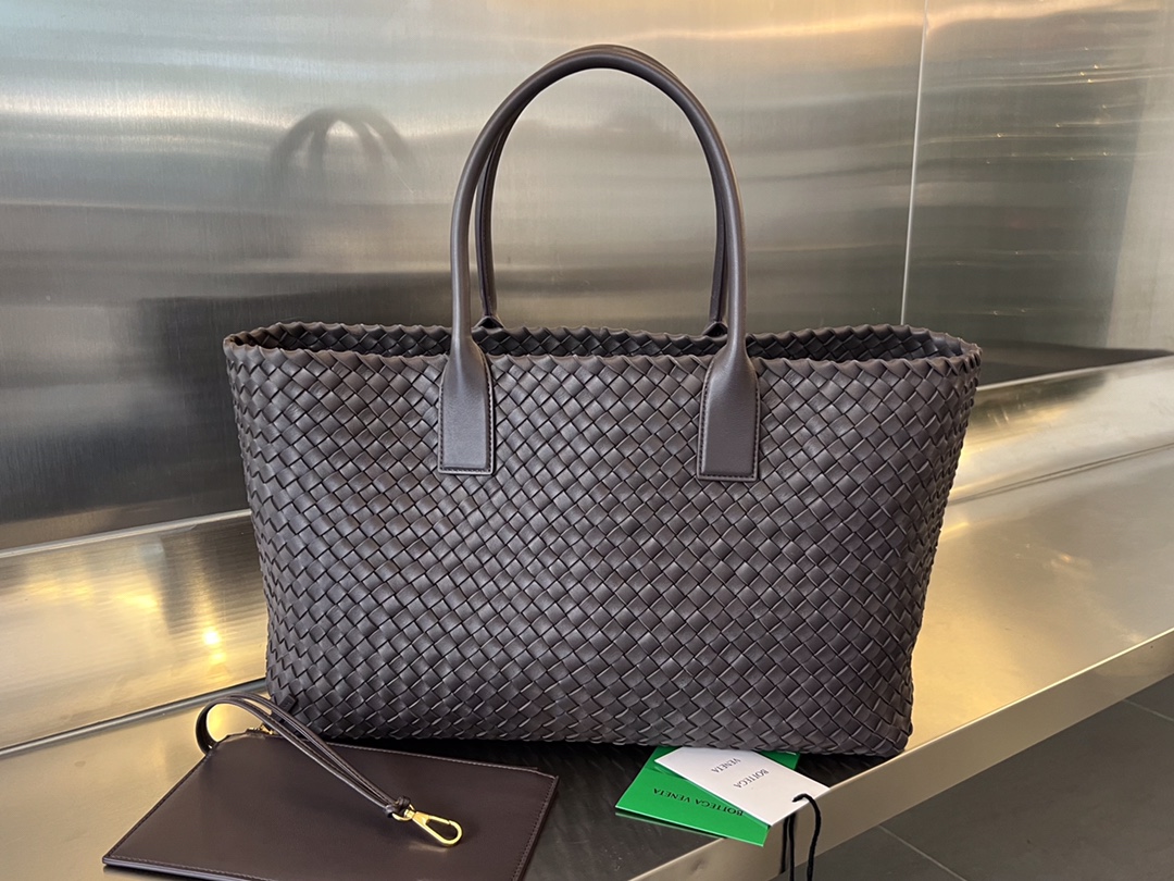 Bottega_Veneta_Cabat_Tot