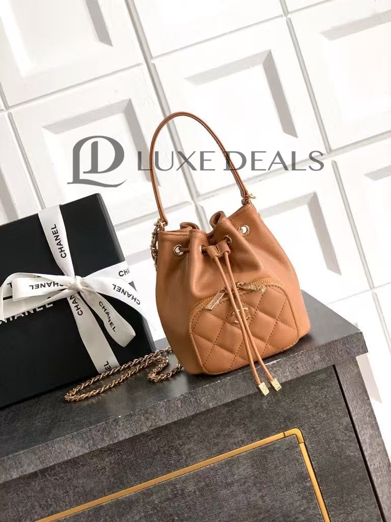 CH@NEL_CAVIAR_QUILTED_MI