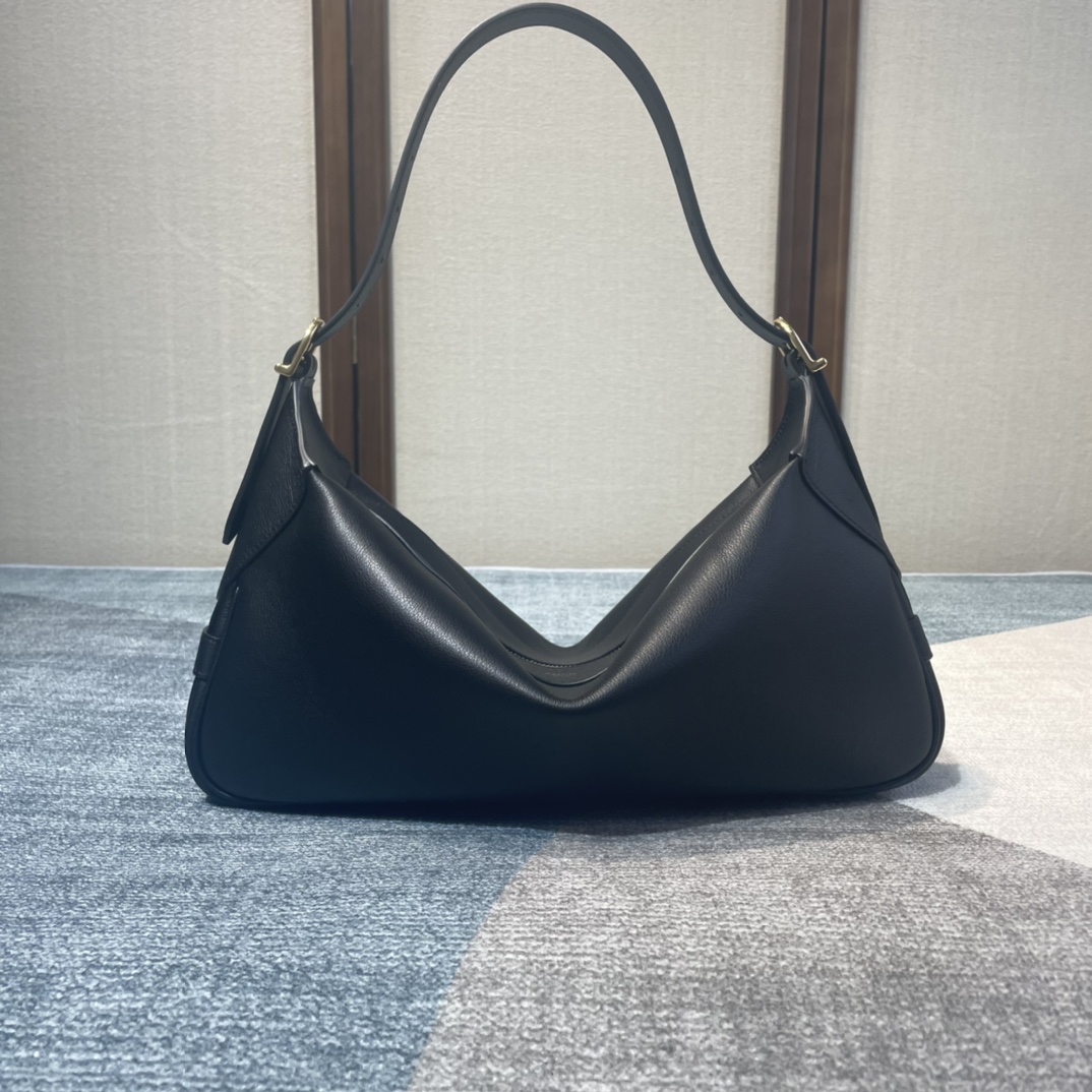 Celina_Romy_Shoulder_Bag