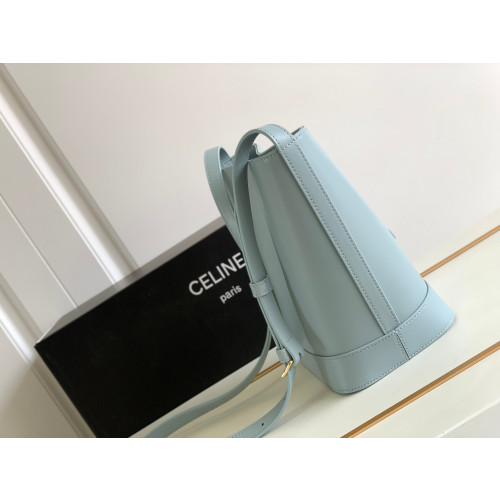 Celina_Cuir_Bucket-30×22