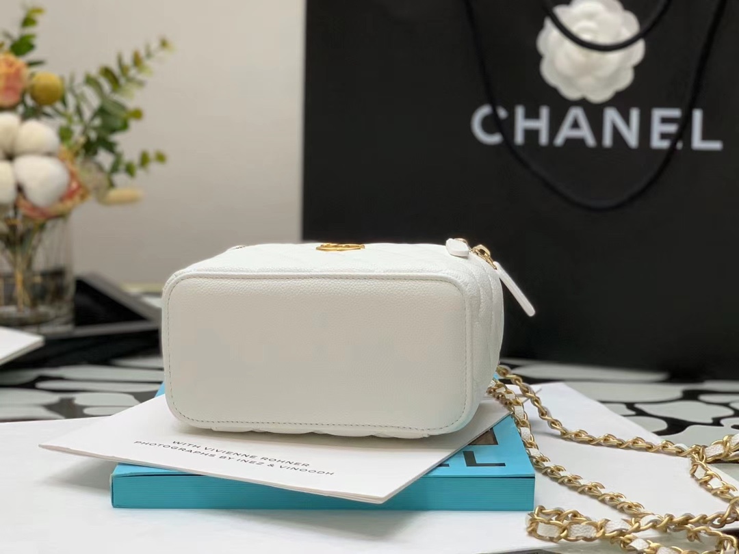 Ch@nel_Cosmetic_Bag-Cavi