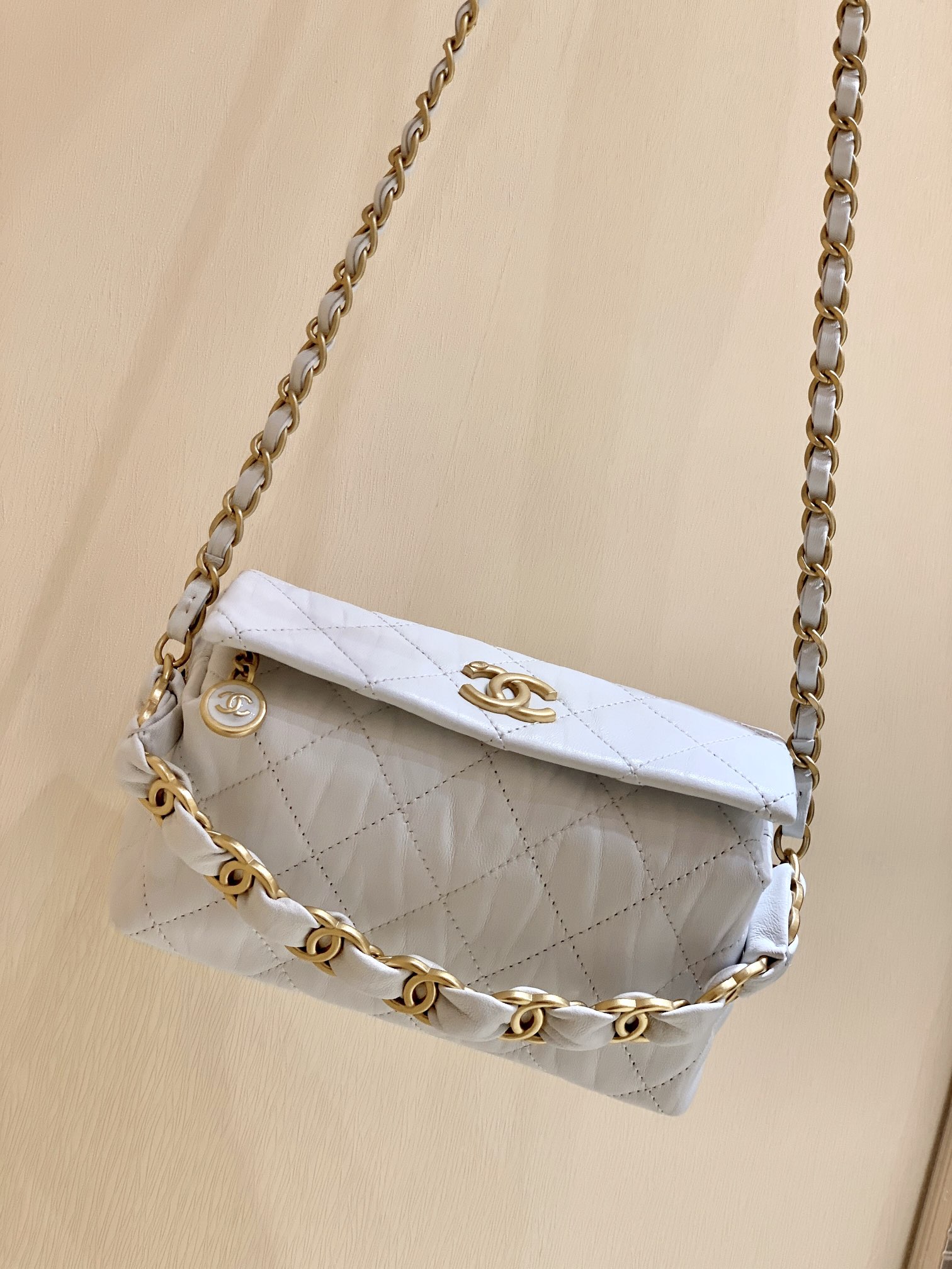 Ch@nel_Hobo-19x13x7CM