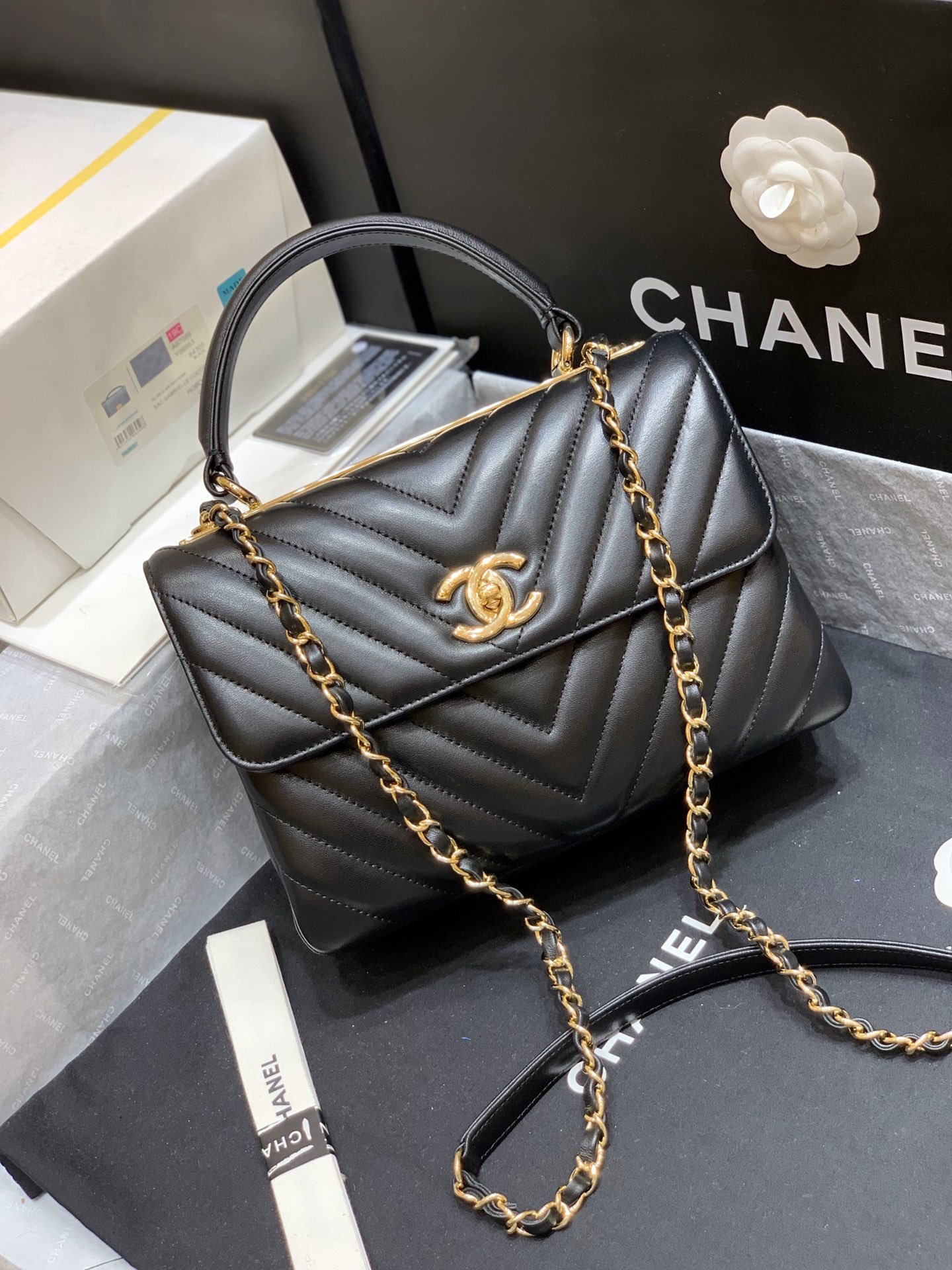 Ch@nel_Trendy_CC-25_17_1