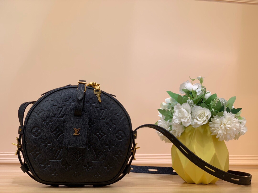 Louis_Vuitton_Boite_Chap