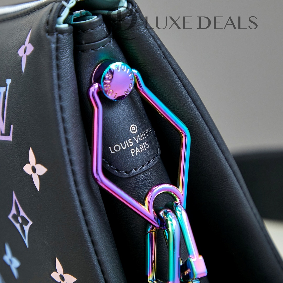 LV Coussin PM 7