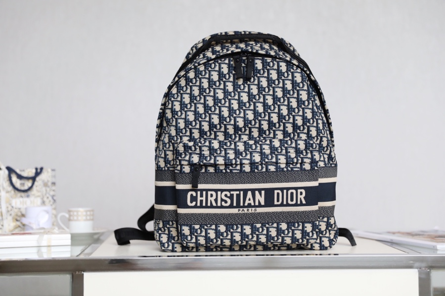 Diro_Oblique_Backpack-42