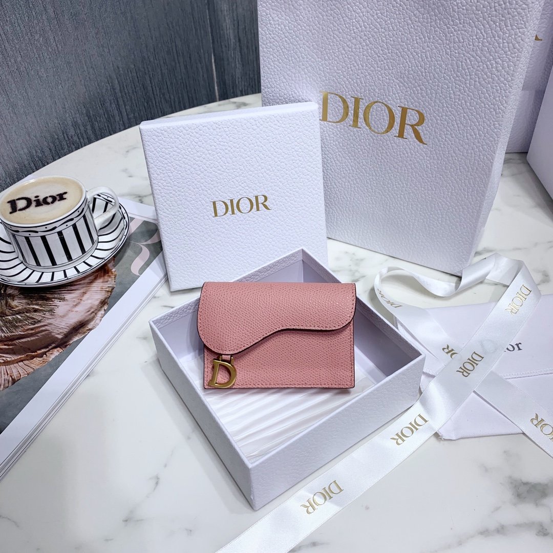 Diro_Saddle_Wallet-10.5_