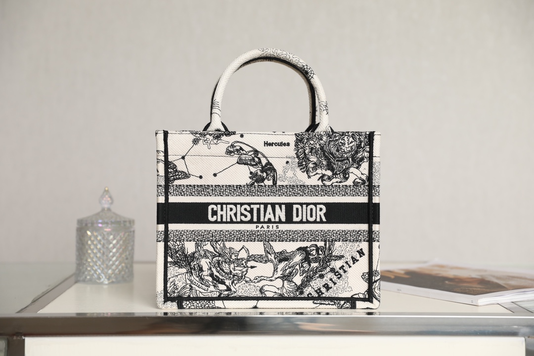 Diro_Small_Book_Tote-26_