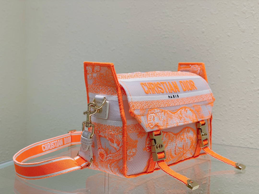 Diro_Camp_Bag-23×15×8CM