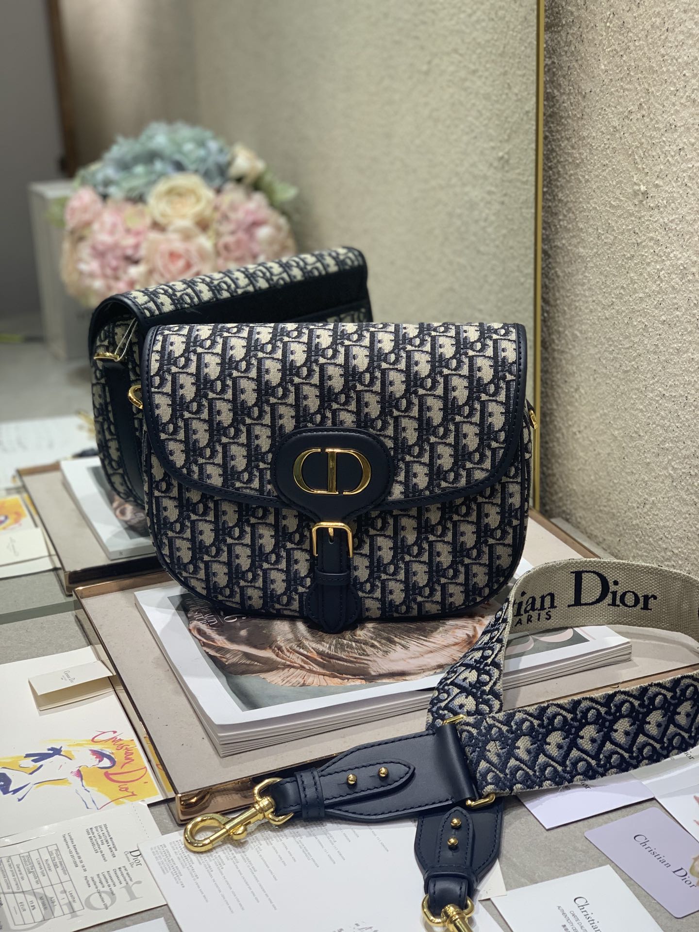 Di0r_30_Bobby_Bag-27×19.