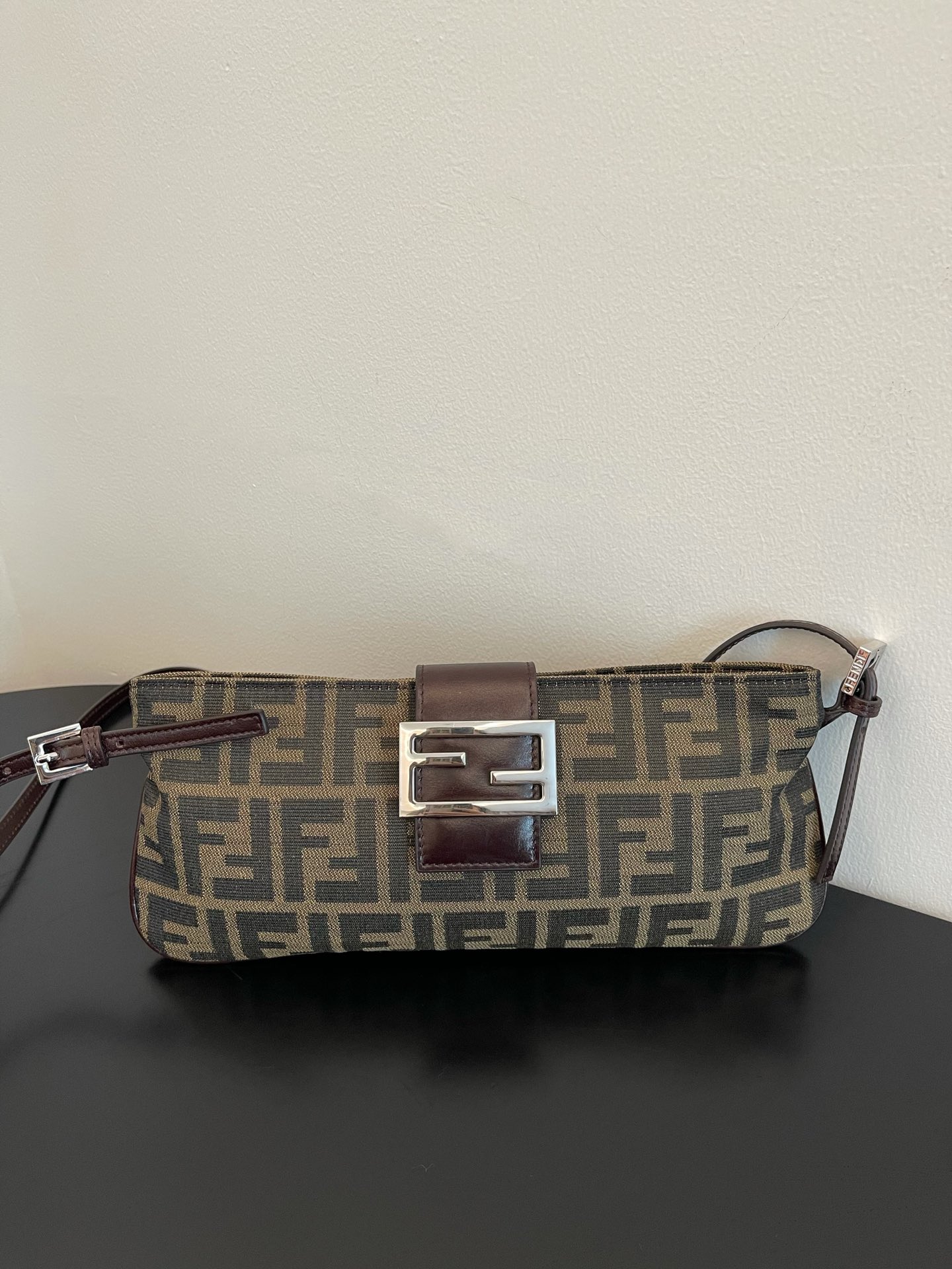 Fendi_Vintage_Handbags-2