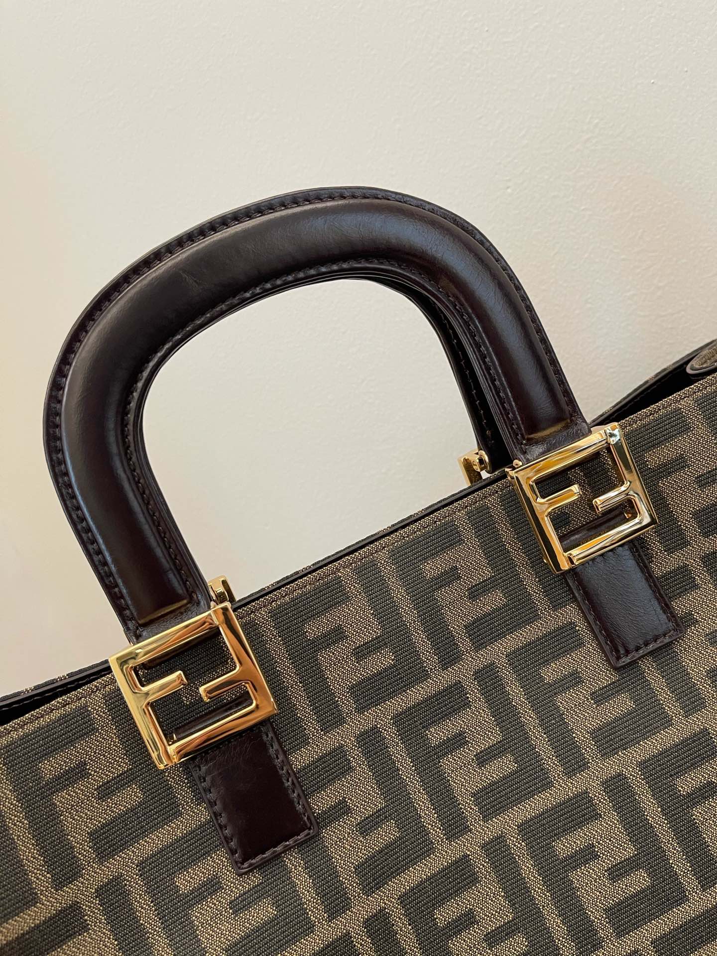 Fendi_Vintage_Tote-34x13