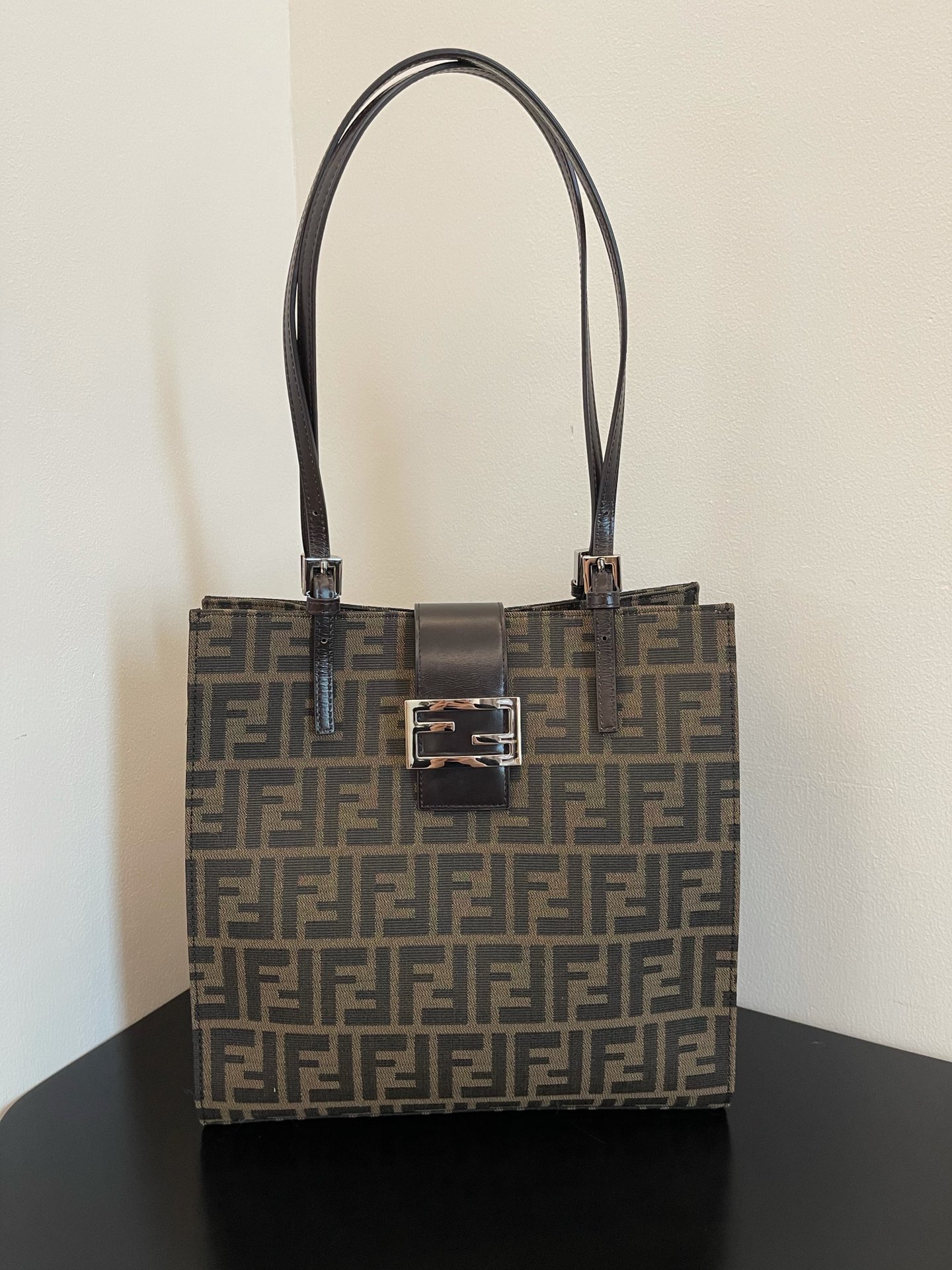 Fendi_Vintage_Tote-28x28