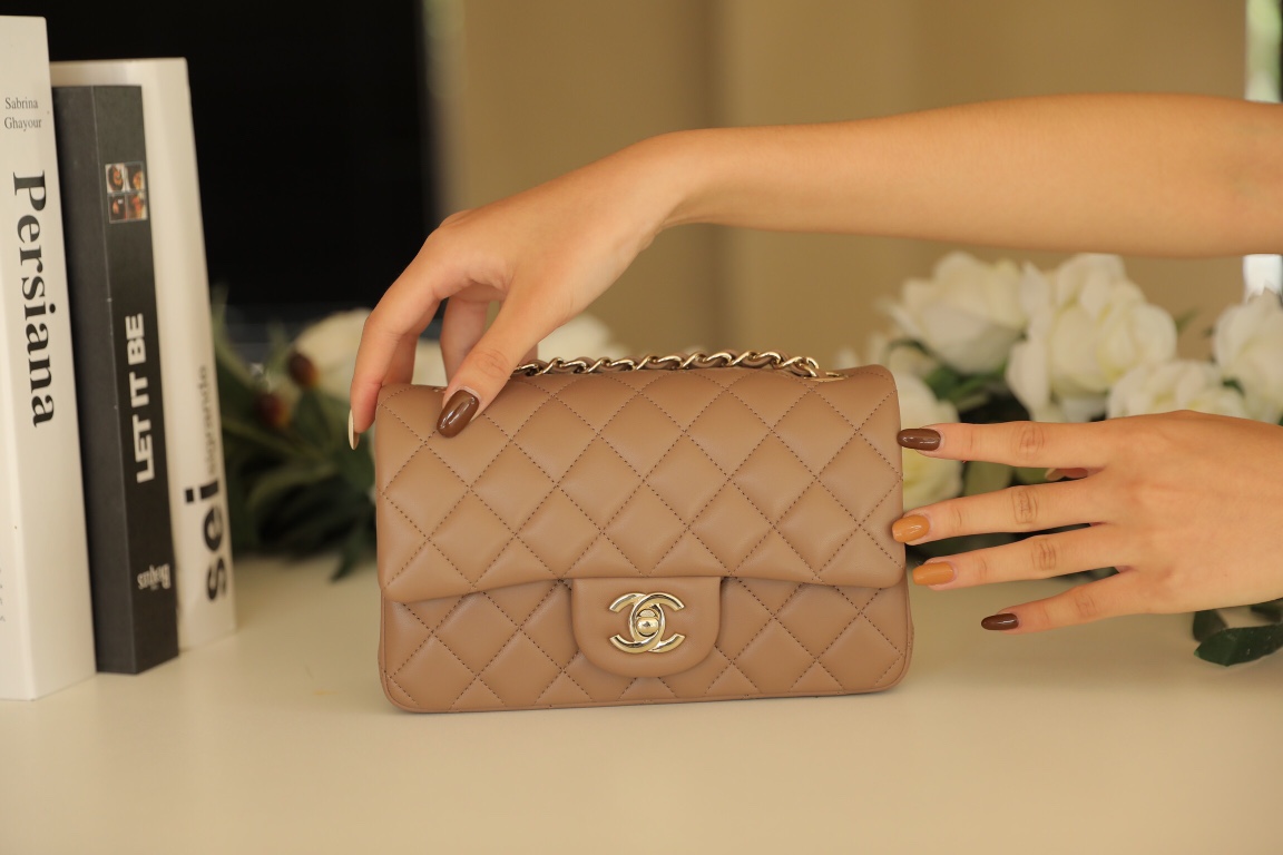 Ch@nel_Flap_Bag-20CM