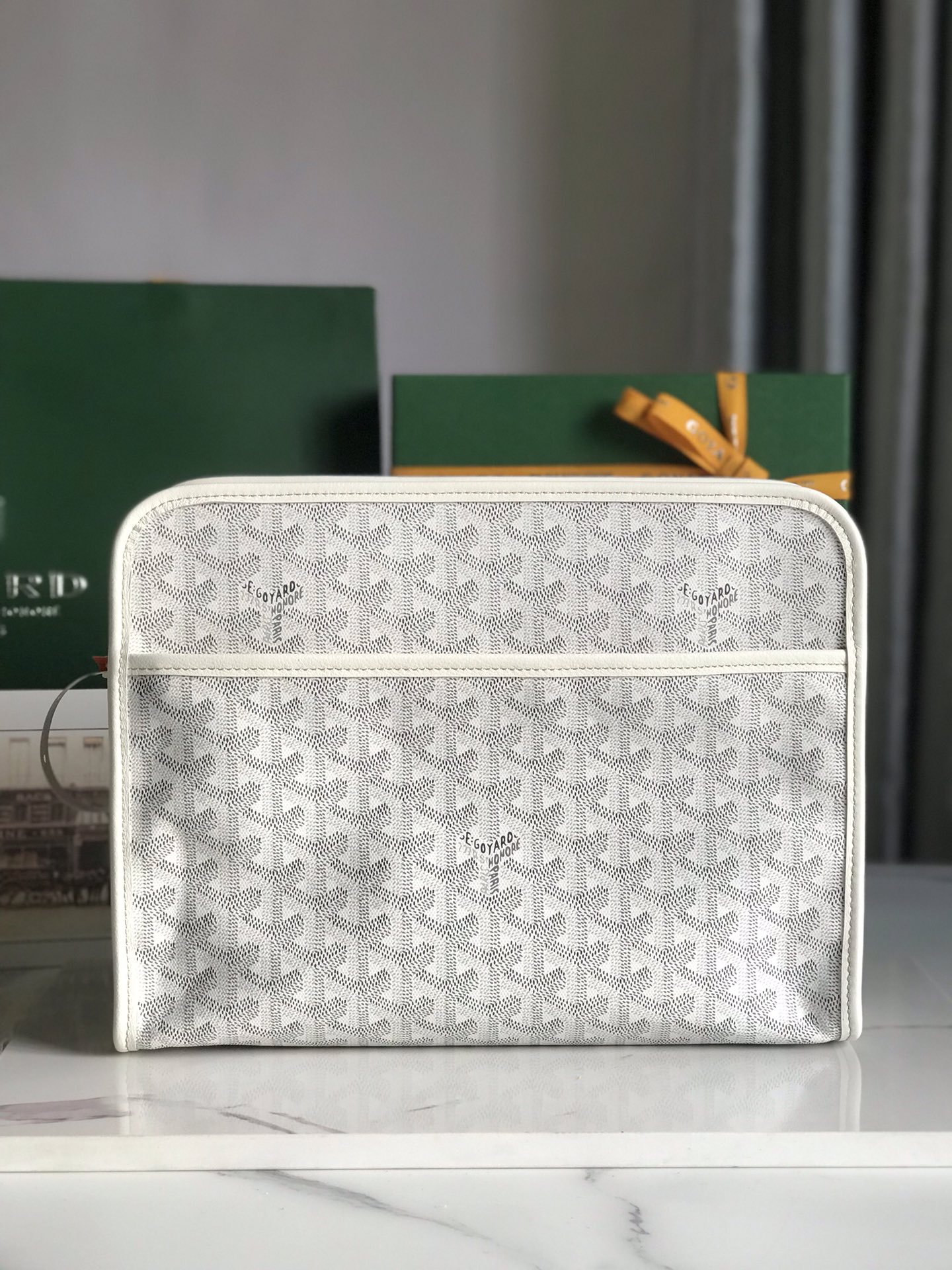 Goyard_Toiletry_Bag-30×2
