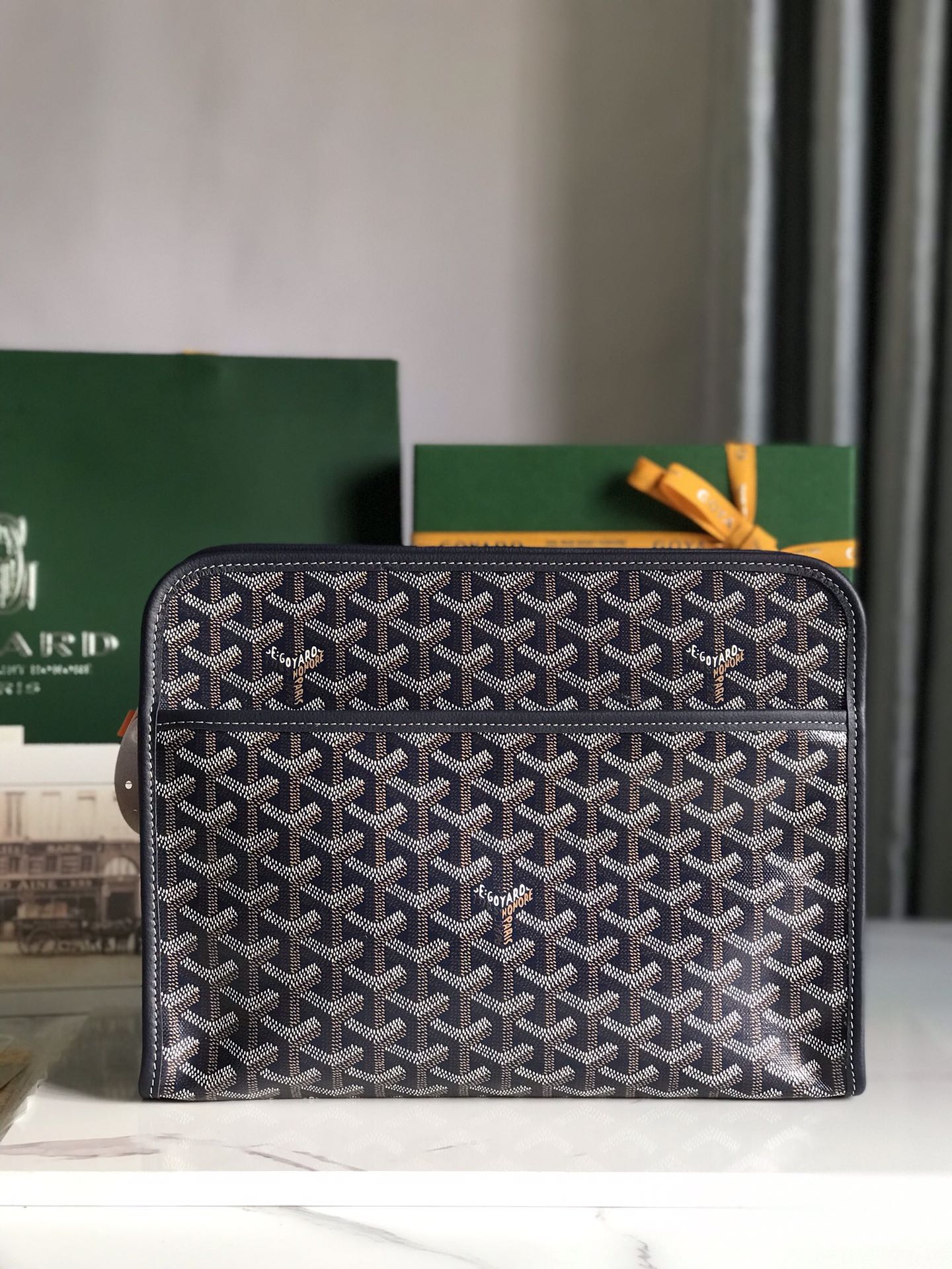 Goyard_Toiletry_Bag-30×2