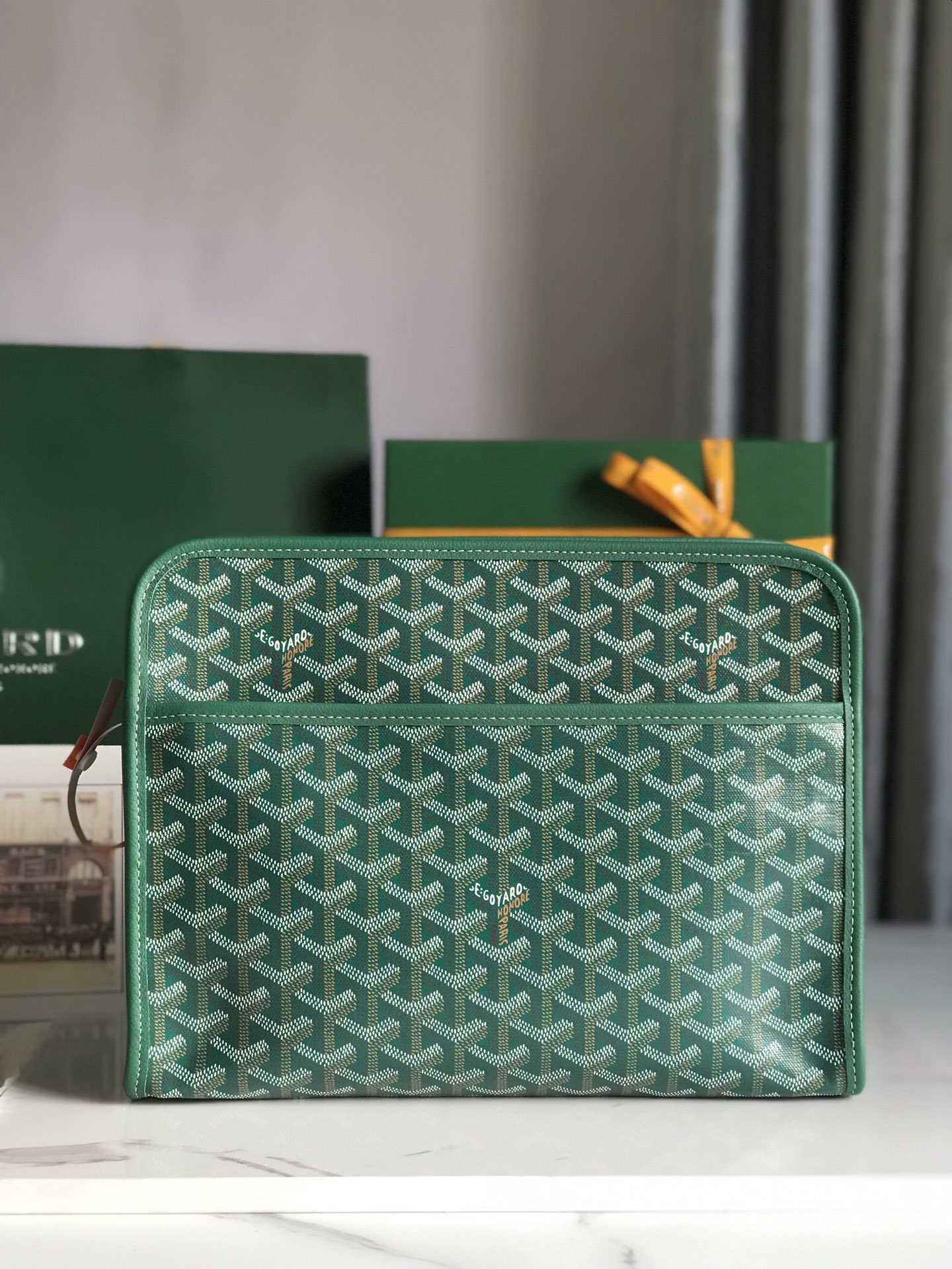 Goyard_Toiletry_Bag-30×2