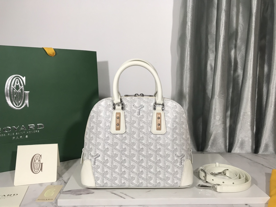 Goyard_Vendôme_-23_18.5_