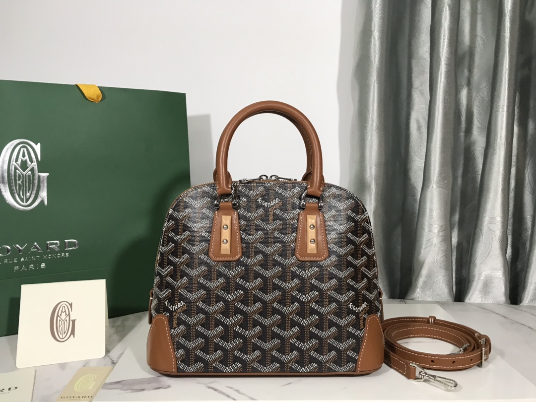 Goyard_Vendôme_-23_18.5_