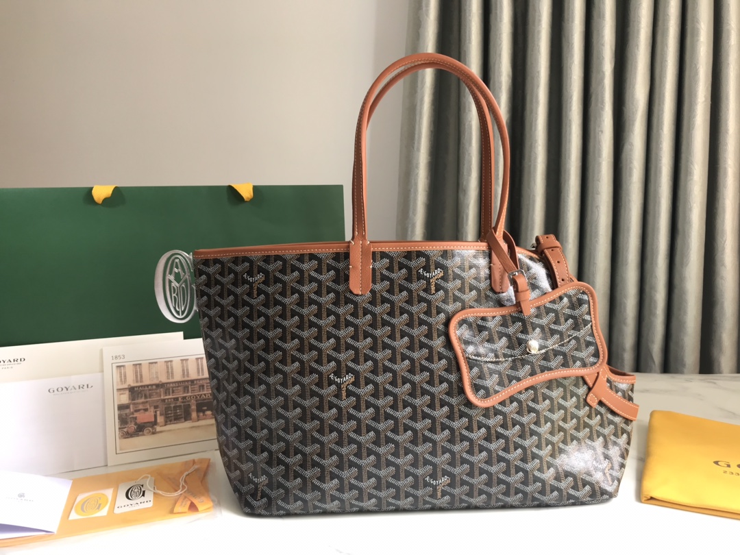 Goyard_Chien_Gris_Pocket