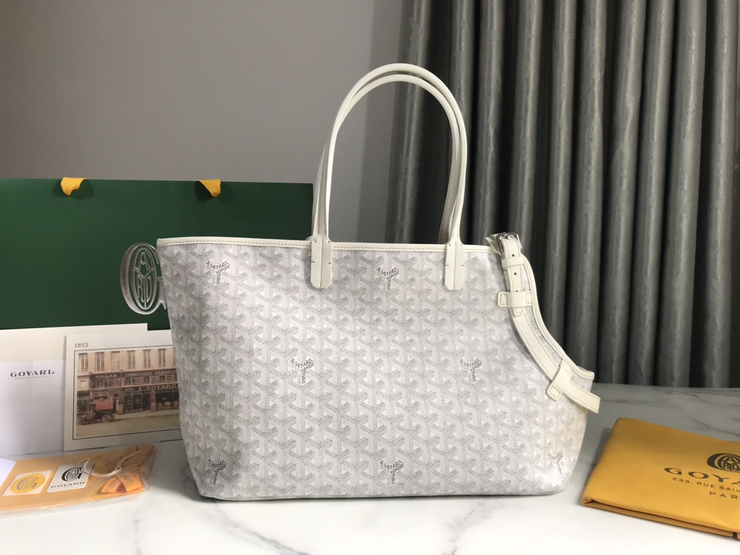 Goyard_Chien_Gris_Pocket