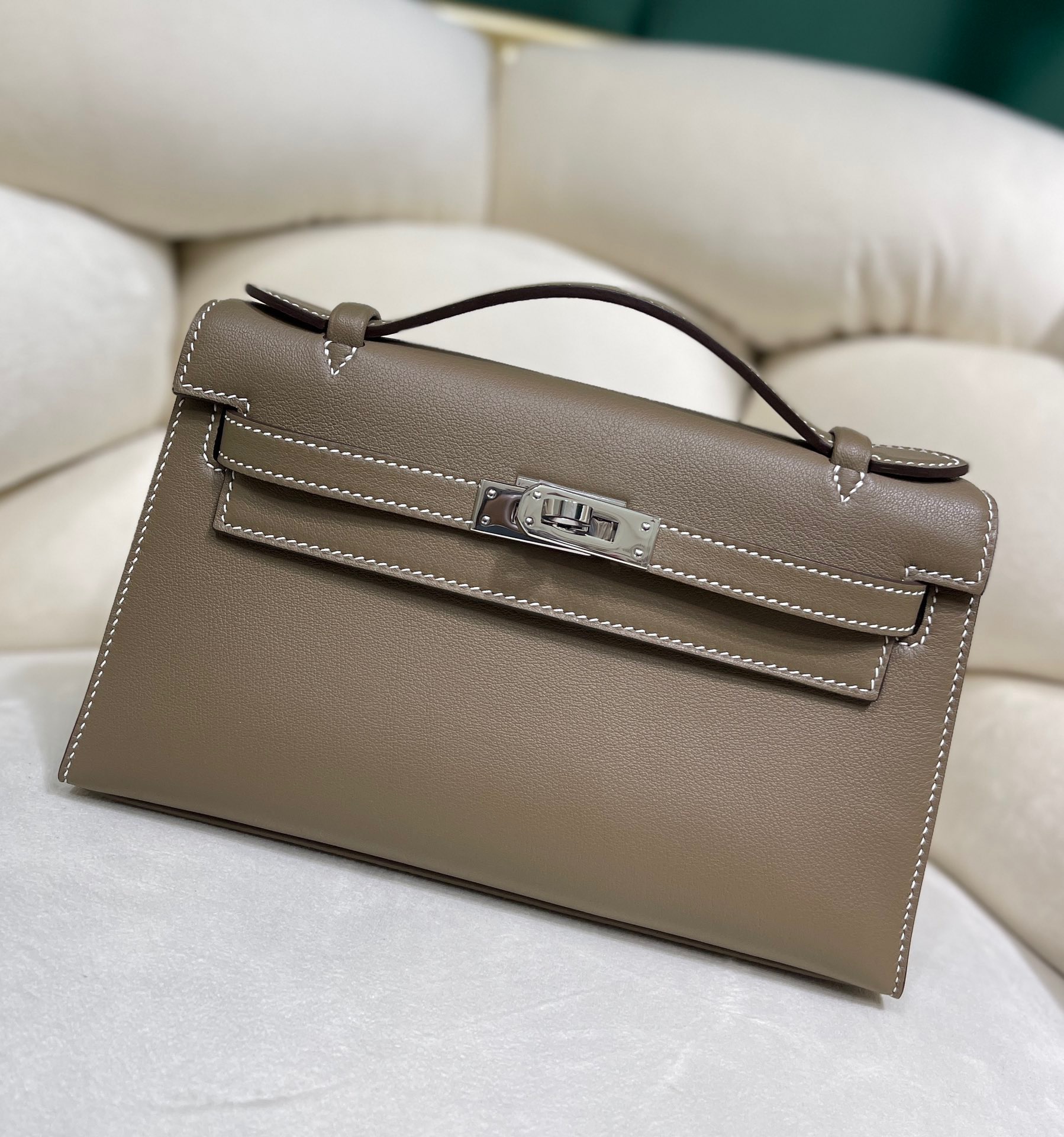 Hermes_Mini_Kelly_Pochet
