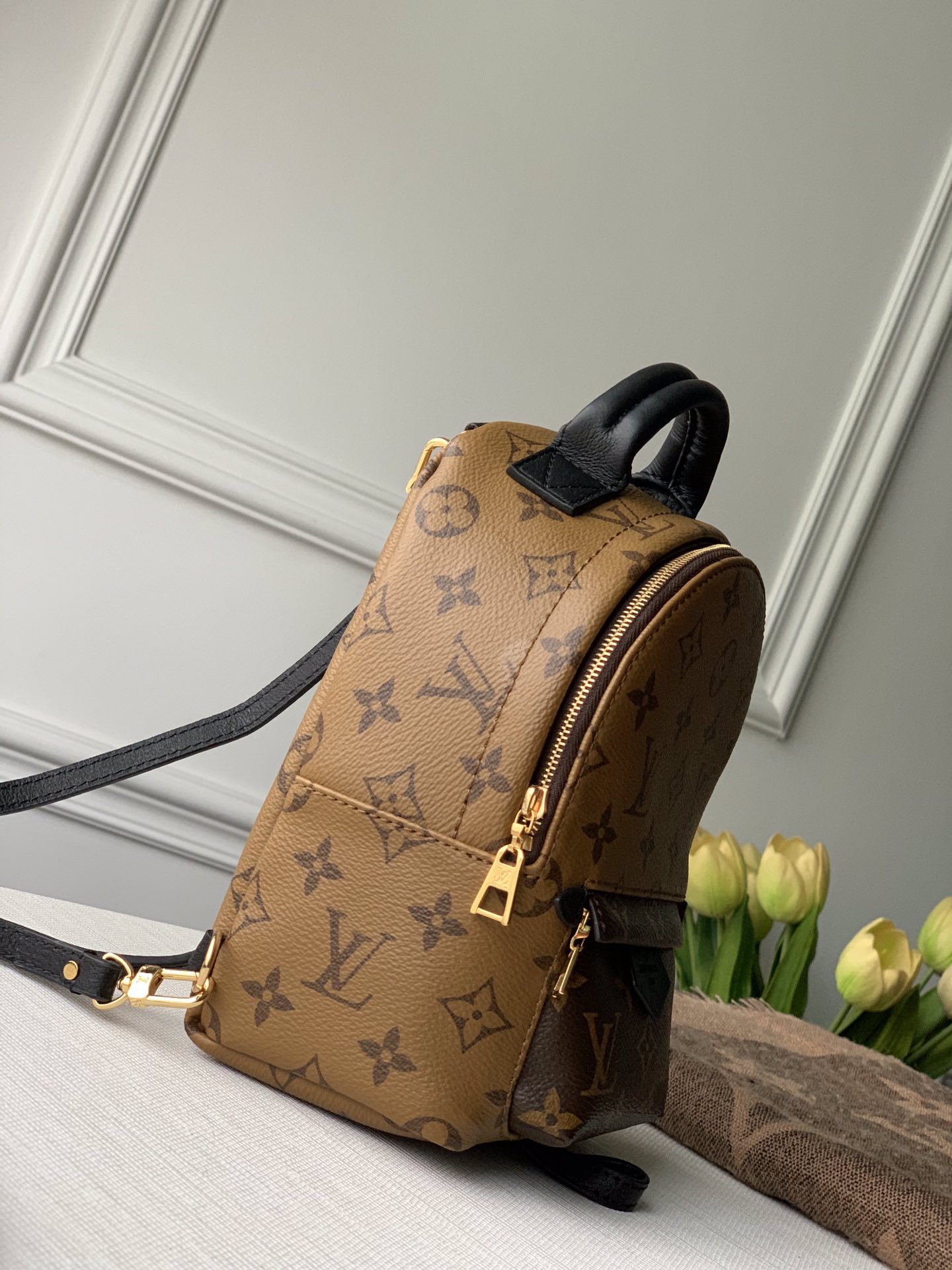 Louis_Vuitton_Palm_Sprin