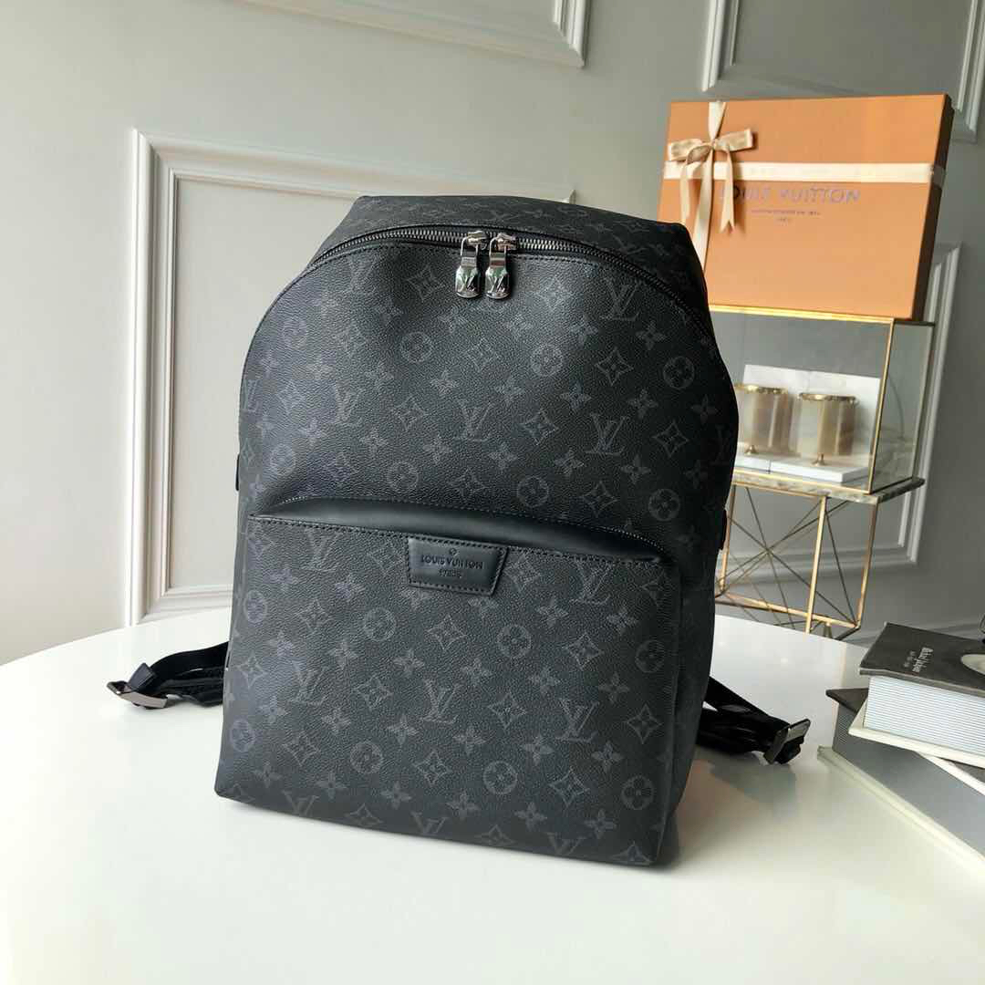 Louis_Vuitton_Backpack-3