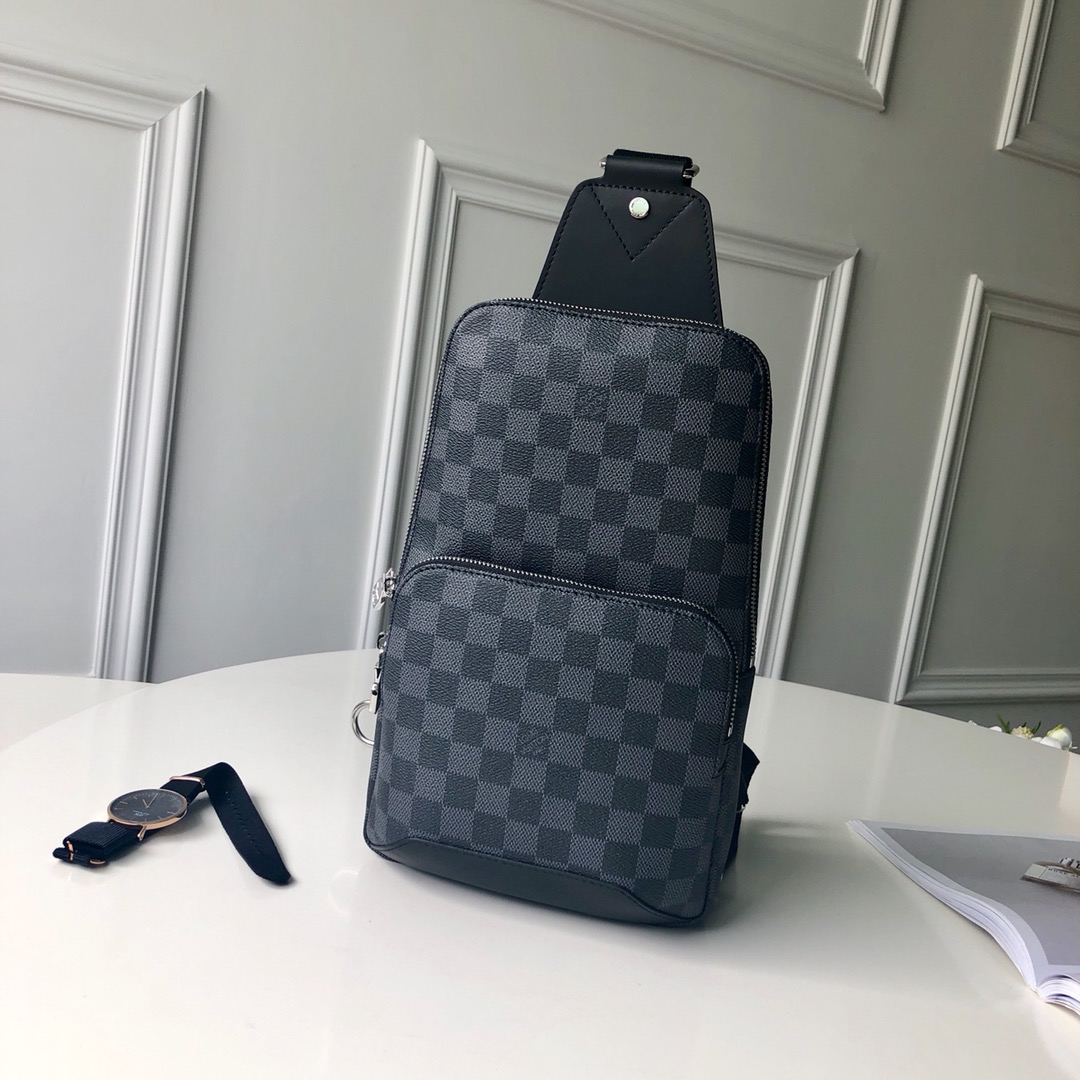 Louis_Vuitton_Damier_Gra