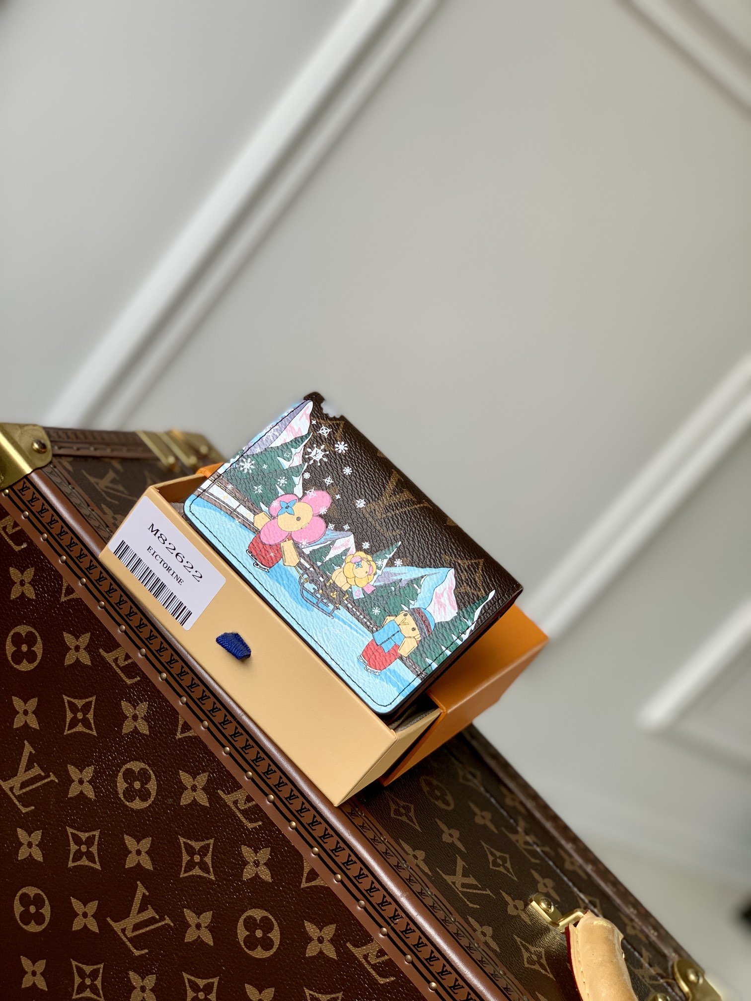 Louis_Vuitton_Victorine_