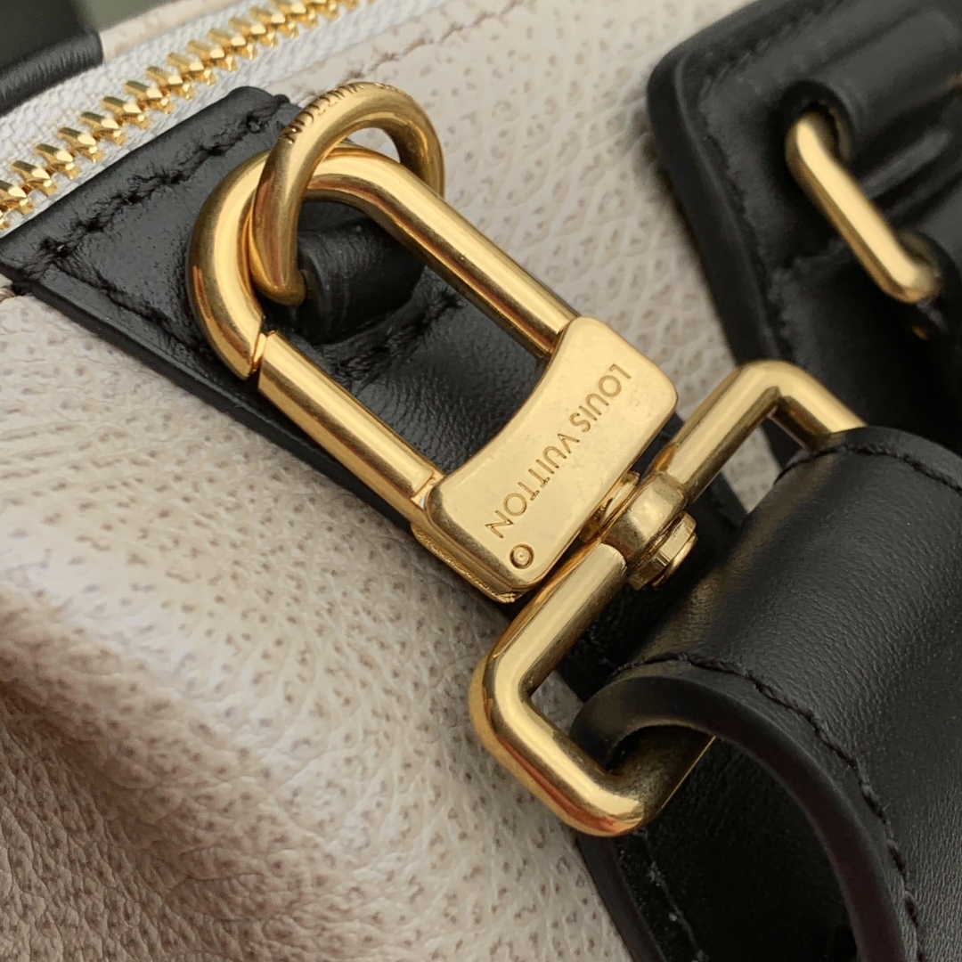 LV BIKER 8