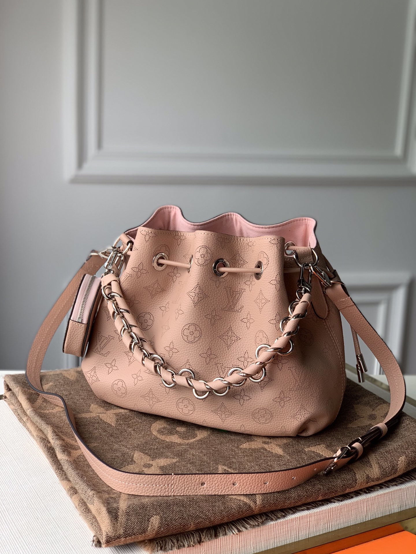 Louis_Vuitton_Muria_Tote