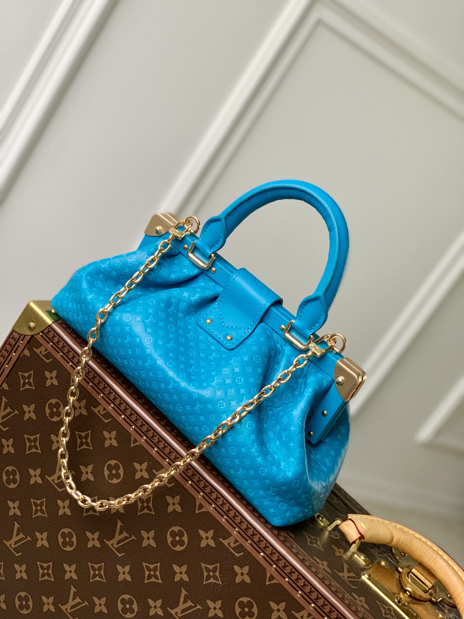 Louis_Vuitton_M46544_Mon