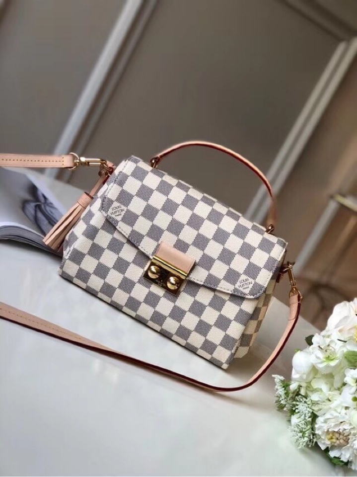 Louis_Vuitton_Croisette-