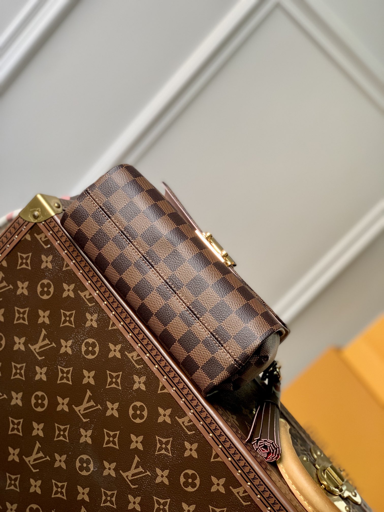 Louis_Vuitton_Croisette-