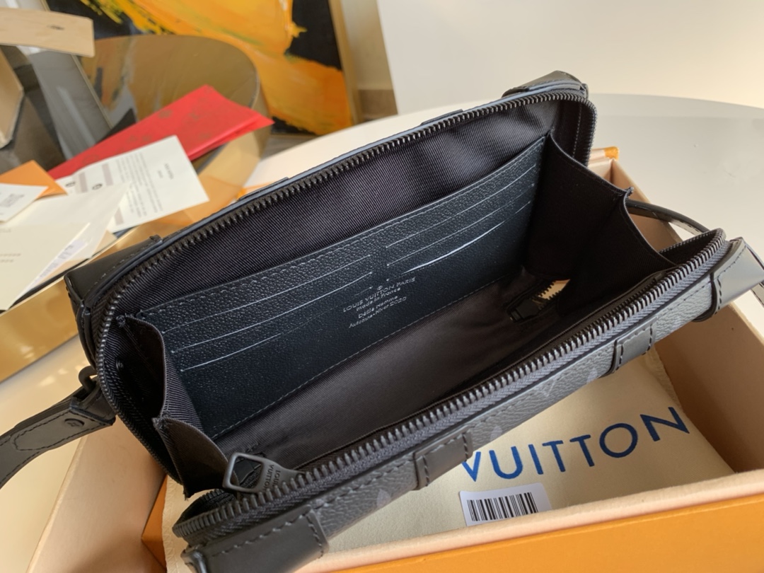 LV_Soft_Trunk_Wallet-22.