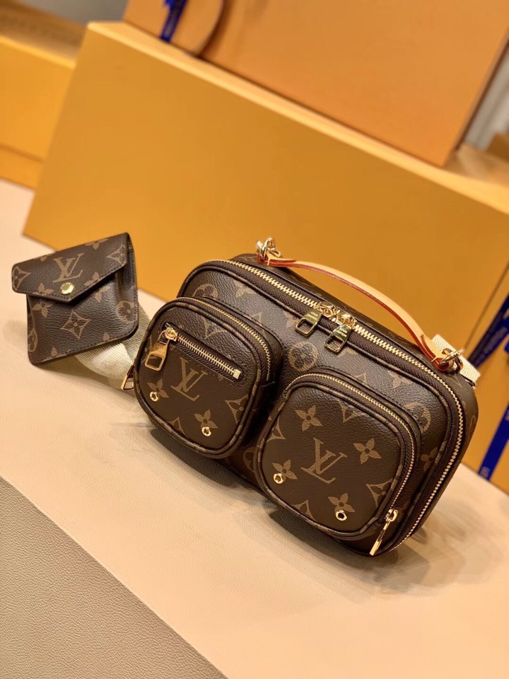 Louis_Vuitton_M80446_Uti